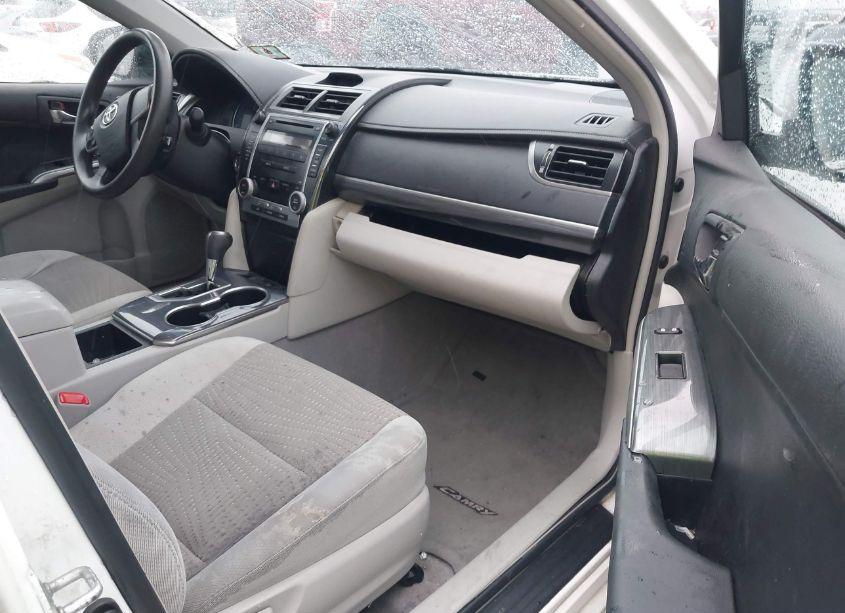 Photo 5 of 2012 Toyota Camry HYBRID LE (VIN 4T1BD1FK0CU017031)