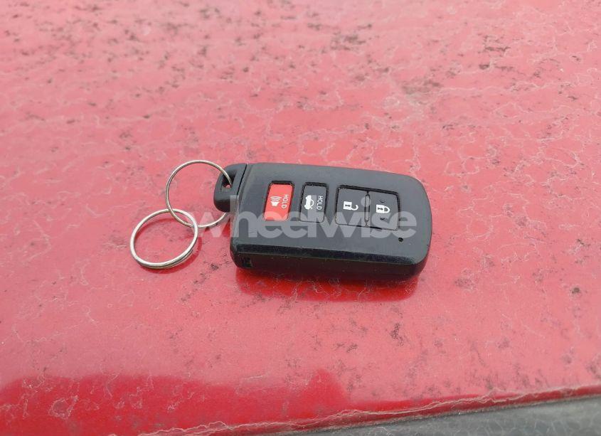 Photo 11 of 2012 Toyota Camry HYBRID LE (VIN 4T1BD1FK0CU022472)