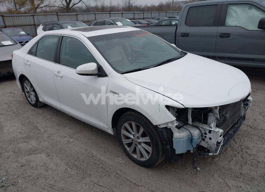 2012 Toyota Camry HYBRID XLE (VIN 4T1BD1FK0CU038820) main photo