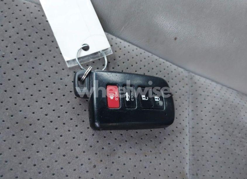 Photo 11 of 2012 Toyota Camry HYBRID XLE (VIN 4T1BD1FK0CU038820)