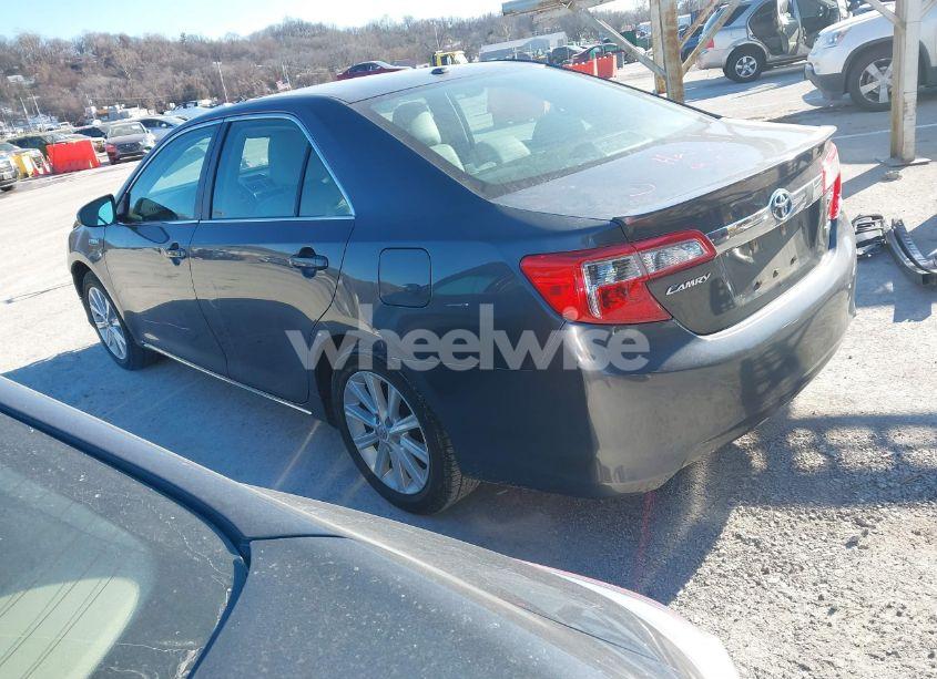 Photo 3 of 2012 Toyota Camry HYBRID XLE (VIN 4T1BD1FK0CU058761)