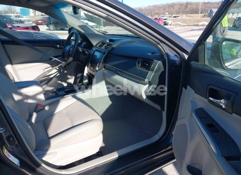 Photo 5 of 2012 Toyota Camry HYBRID XLE (VIN 4T1BD1FK0CU058761)