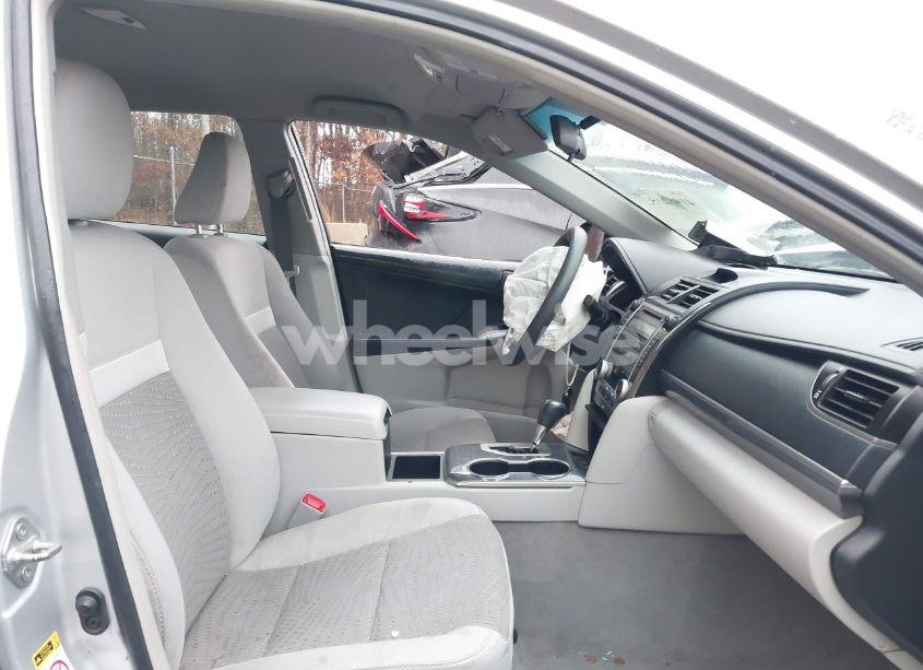 Photo 5 of 2012 Toyota Camry HYBRID LE (VIN 4T1BD1FK0CU059442)