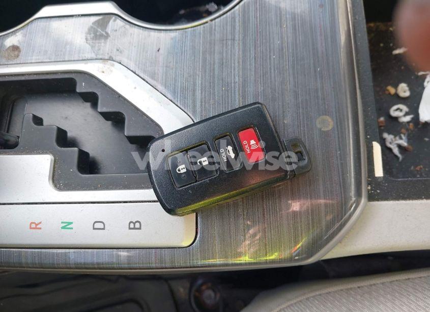 Photo 11 of 2013 Toyota Camry HYBRID LE (VIN 4T1BD1FK0DU069292)