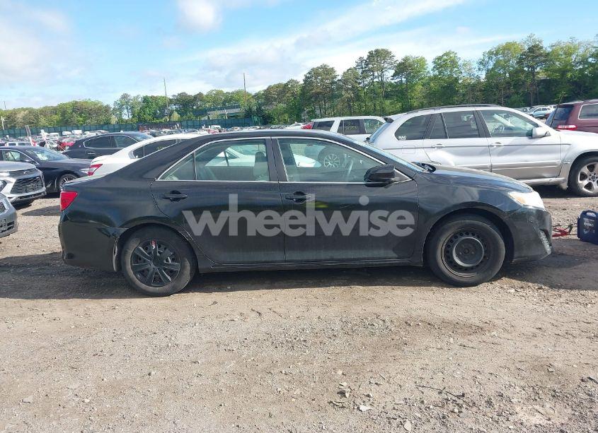 Photo 13 of 2013 Toyota Camry HYBRID LE (VIN 4T1BD1FK0DU069292)