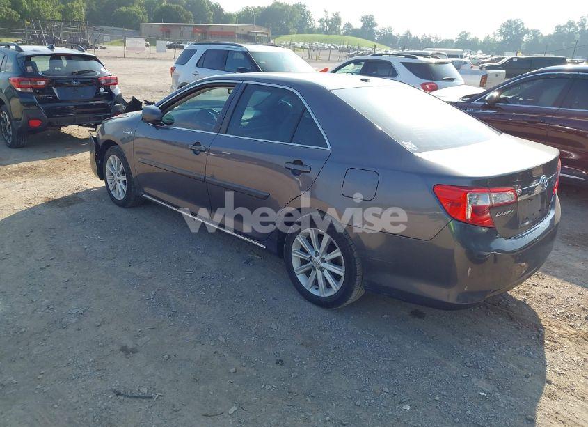 Photo 3 of 2014 Toyota Camry HYBRID XLE (VIN 4T1BD1FK0EU098941)