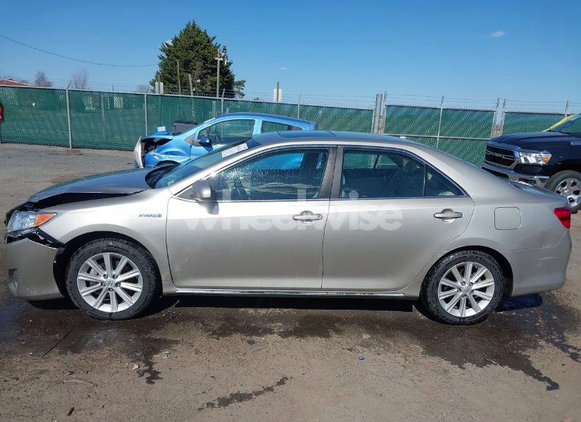 Photo 14 of 2014 Toyota Camry HYBRID XLE (VIN 4T1BD1FK0EU112479)