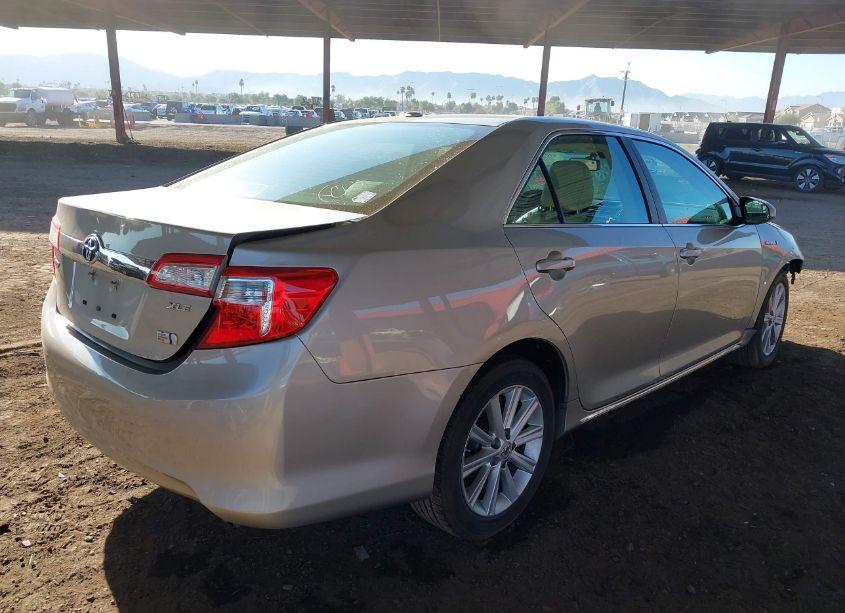 Photo 4 of 2014 Toyota Camry HYBRID XLE (VIN 4T1BD1FK0EU121800)