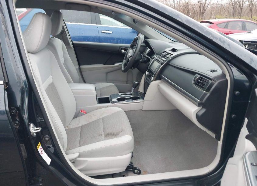 Photo 5 of 2014 Toyota Camry HYBRID LE (VIN 4T1BD1FK0EU135695)