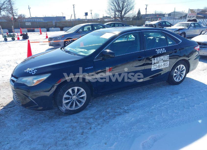 Photo 2 of 2015 Toyota Camry HYBRID LE (VIN 4T1BD1FK0FU143362)