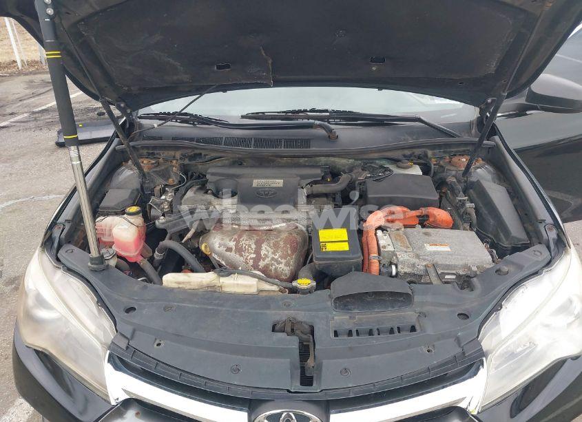 Photo 10 of 2015 Toyota Camry HYBRID LE (VIN 4T1BD1FK0FU151851)