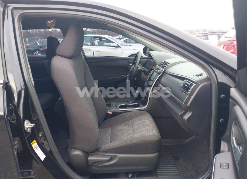 Photo 5 of 2015 Toyota Camry HYBRID LE (VIN 4T1BD1FK0FU151851)