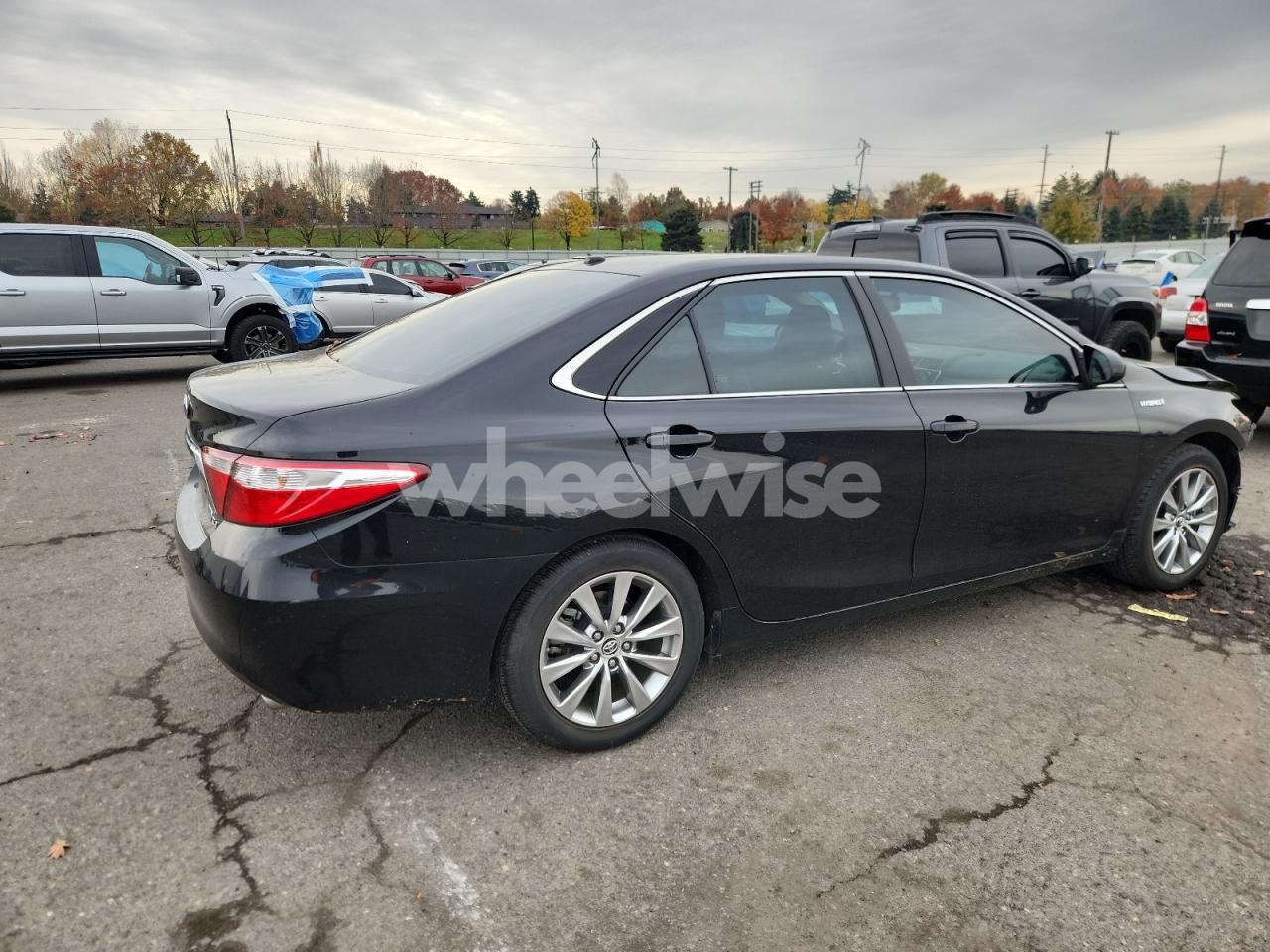 Photo 3 of 2015 TOYOTA CAMRY HYBRID (VIN 4T1BD1FK0FU152983)