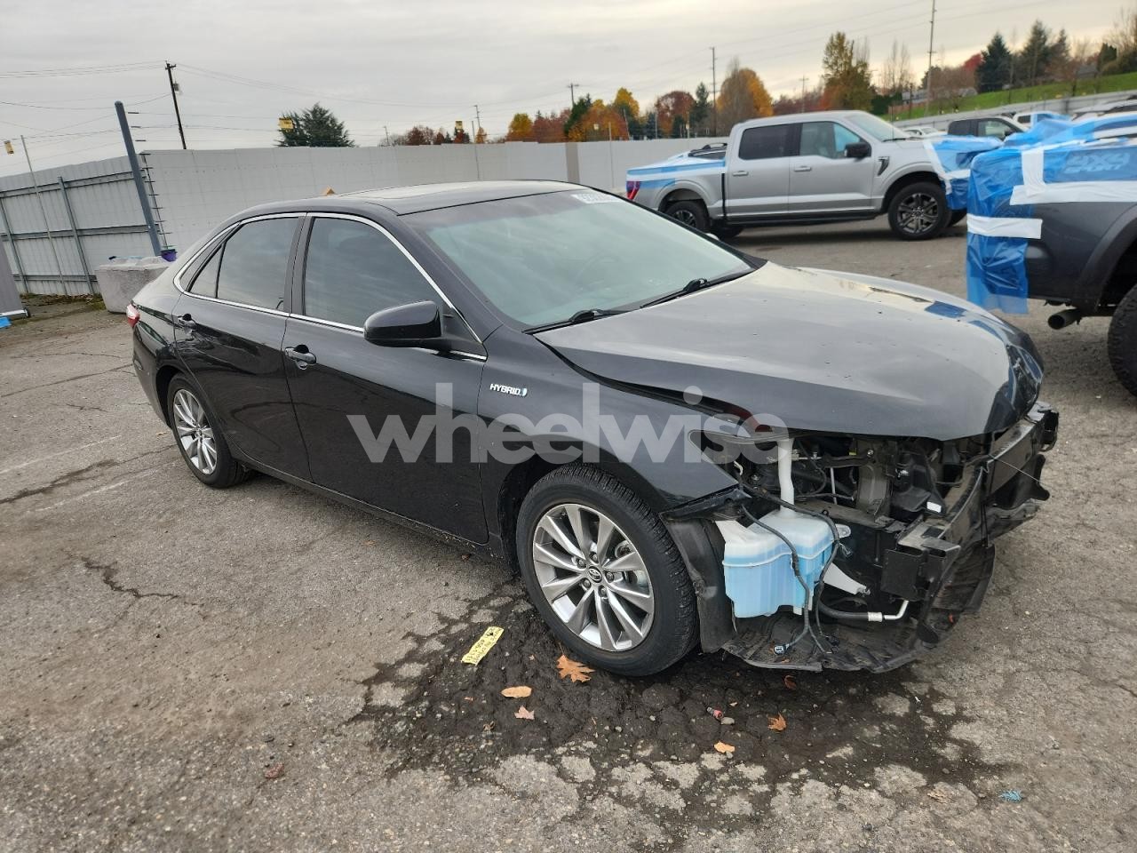 Photo 4 of 2015 TOYOTA CAMRY HYBRID (VIN 4T1BD1FK0FU152983)