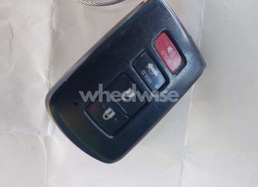 Photo 11 of 2015 Toyota Camry HYBRID LE (VIN 4T1BD1FK0FU153311)