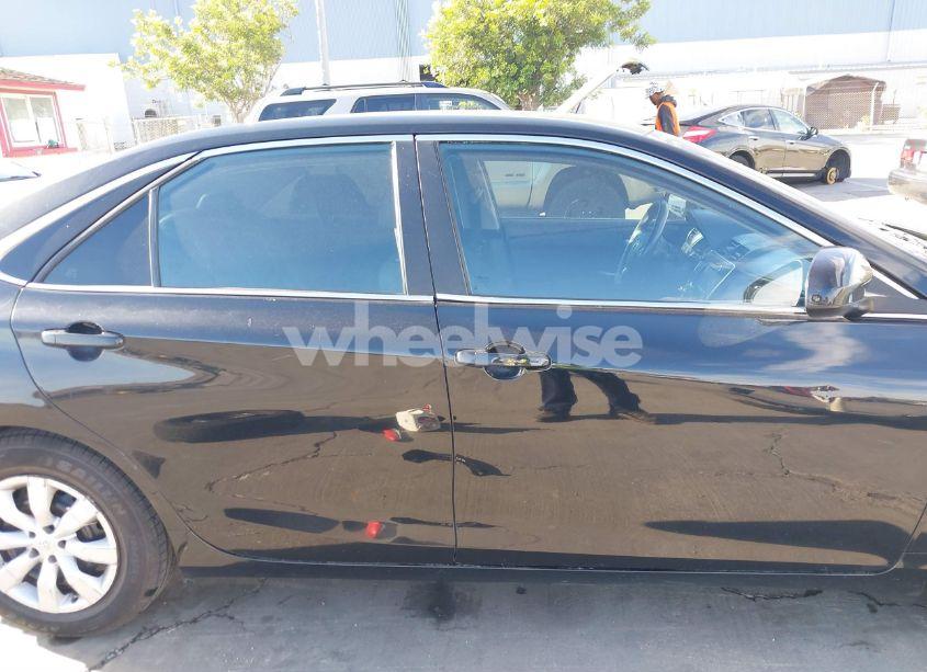 Photo 14 of 2015 Toyota Camry HYBRID LE (VIN 4T1BD1FK0FU153311)