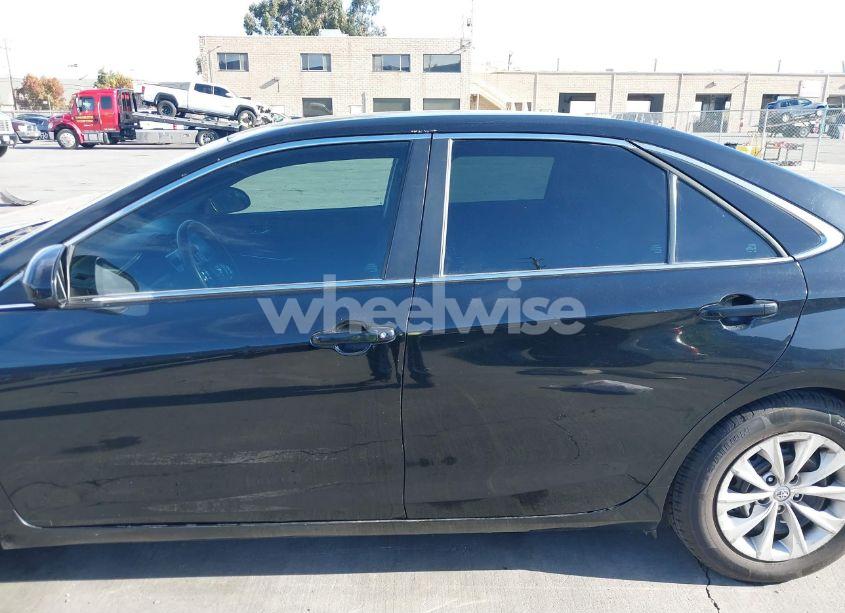 Photo 15 of 2015 Toyota Camry HYBRID LE (VIN 4T1BD1FK0FU153311)