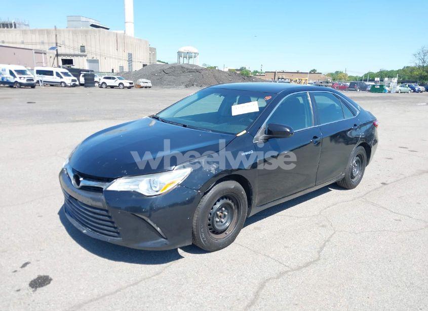 Photo 2 of 2015 Toyota Camry HYBRID LE (VIN 4T1BD1FK0FU171937)