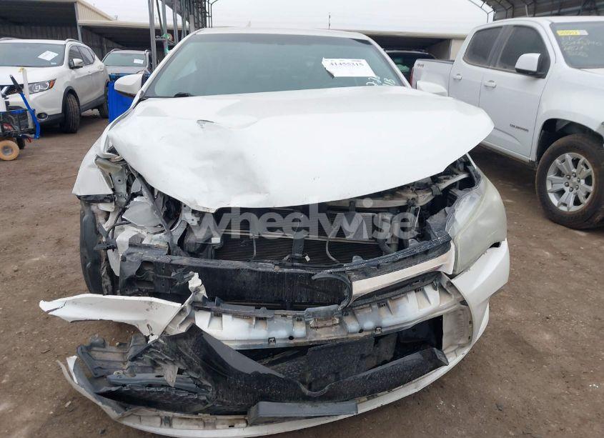 Photo 12 of 2015 Toyota Camry HYBRID/LE/XLE/SE (VIN 4T1BD1FK0FU175597)