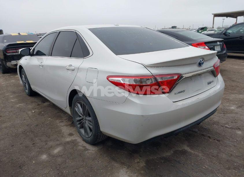 Photo 3 of 2015 Toyota Camry HYBRID/LE/XLE/SE (VIN 4T1BD1FK0FU175597)