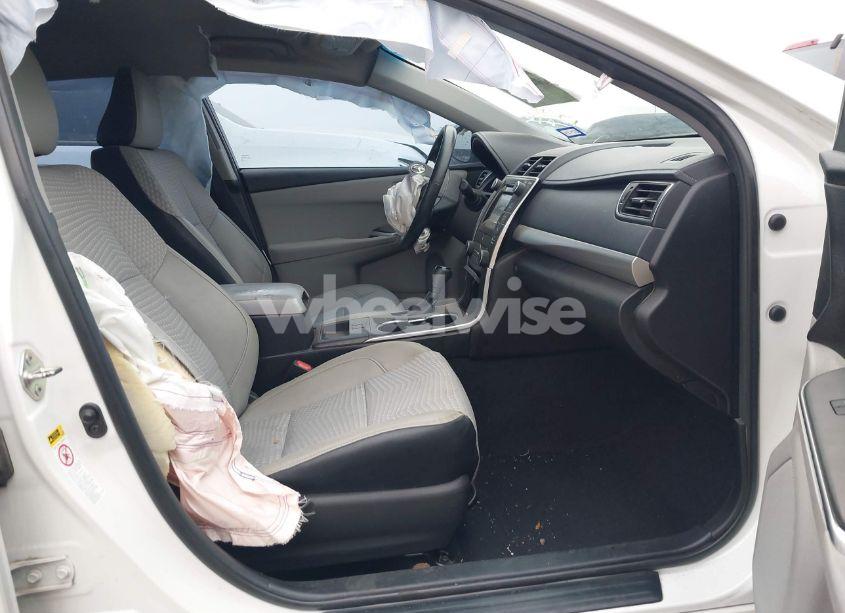 Photo 5 of 2015 Toyota Camry HYBRID/LE/XLE/SE (VIN 4T1BD1FK0FU175597)