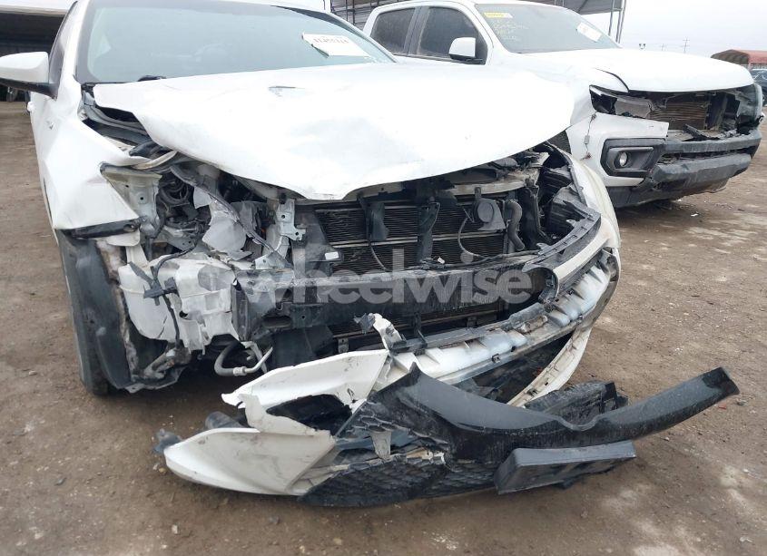 Photo 6 of 2015 Toyota Camry HYBRID/LE/XLE/SE (VIN 4T1BD1FK0FU175597)