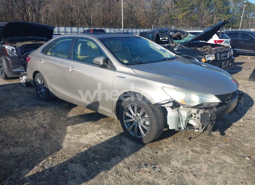 2016 Toyota Camry HYBRID XLE (VIN 4T1BD1FK0GU182518) main photo