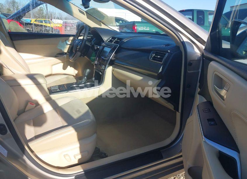 Photo 5 of 2016 Toyota Camry HYBRID XLE (VIN 4T1BD1FK0GU182518)