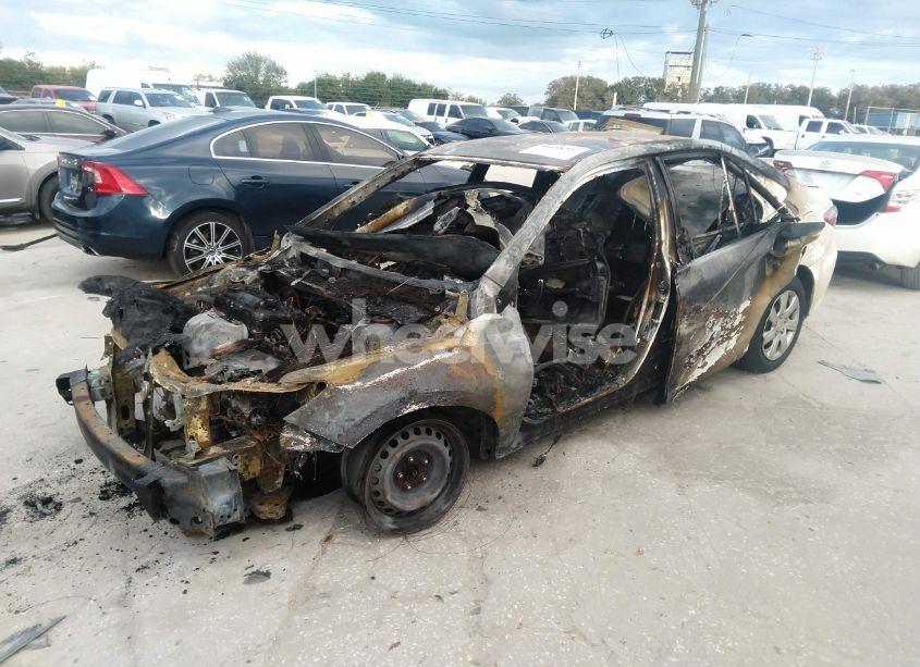 Photo 2 of 2016 Toyota Camry HYBRID LE (VIN 4T1BD1FK0GU187797)