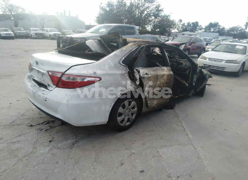 Photo 4 of 2016 Toyota Camry HYBRID LE (VIN 4T1BD1FK0GU187797)