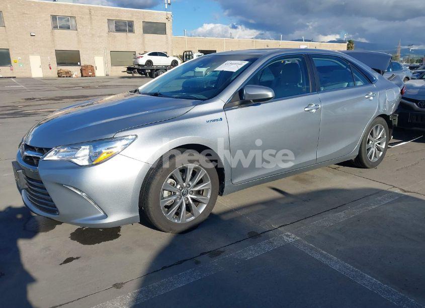 Photo 2 of 2016 Toyota Camry HYBRID XLE (VIN 4T1BD1FK0GU193017)