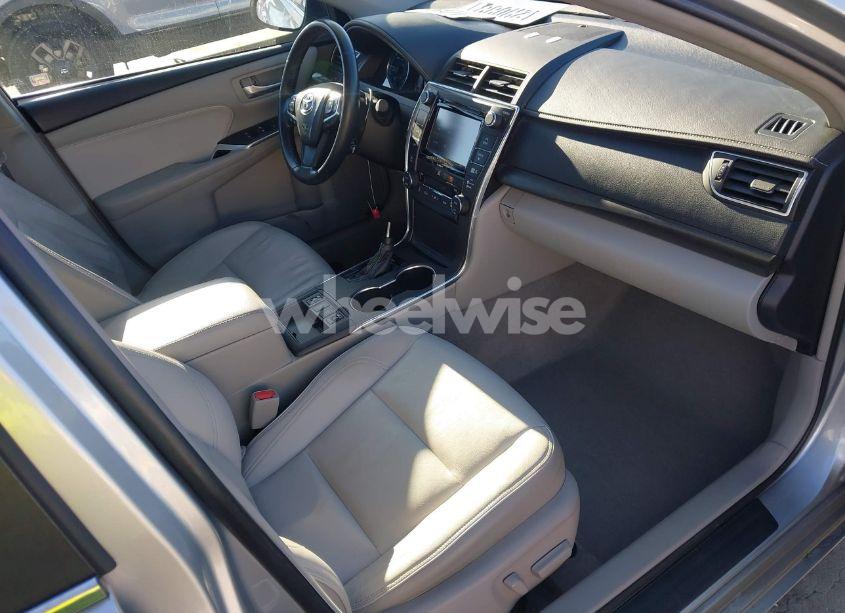 Photo 5 of 2016 Toyota Camry HYBRID XLE (VIN 4T1BD1FK0GU193017)