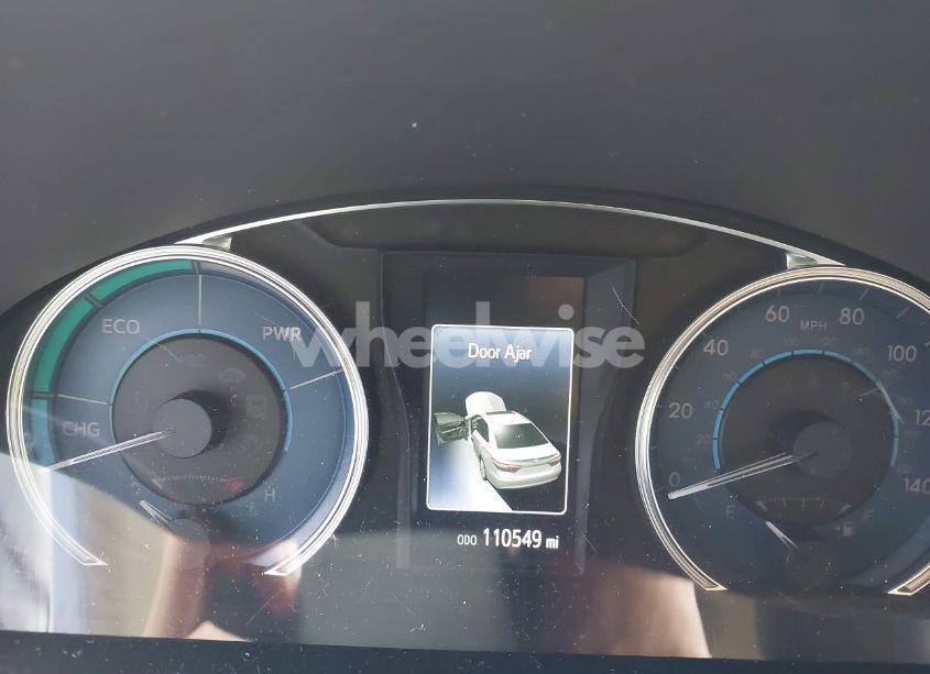 Photo 14 of 2016 Toyota Camry HYBRID XLE (VIN 4T1BD1FK0GU197519)