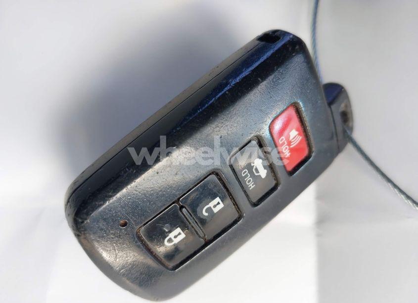 Photo 11 of 2012 Toyota Camry HYBRID XLE (VIN 4T1BD1FK1CU036493)