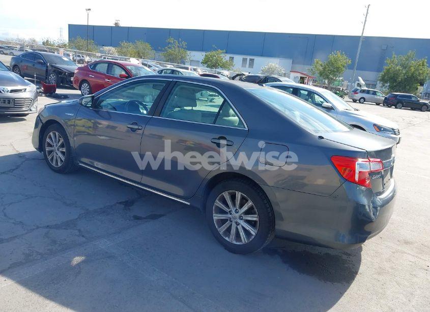 Photo 3 of 2012 Toyota Camry HYBRID XLE (VIN 4T1BD1FK1CU036493)