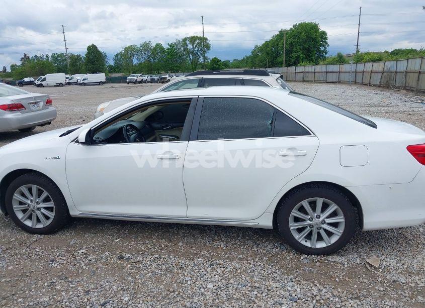 Photo 14 of 2012 Toyota Camry HYBRID LE/XLE (VIN 4T1BD1FK1CU044822)