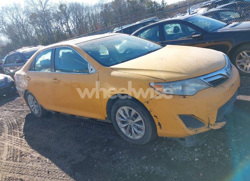 Photo 12 of 2012 Toyota Camry HYBRID LE (VIN 4T1BD1FK1CU056792)