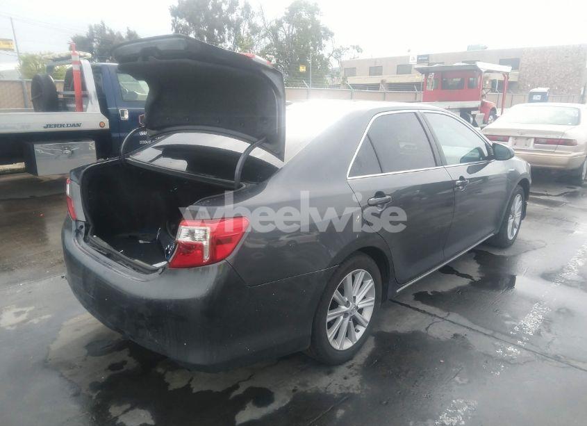 Photo 4 of 2012 Toyota Camry HYBRID XLE (VIN 4T1BD1FK1CU060938)