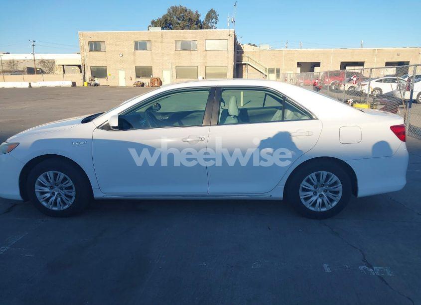 Photo 14 of 2013 Toyota Camry HYBRID LE (VIN 4T1BD1FK1DU071164)
