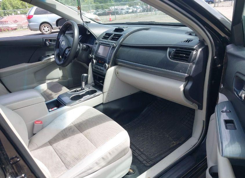 Photo 5 of 2013 Toyota Camry HYBRID LE (VIN 4T1BD1FK1DU079216)