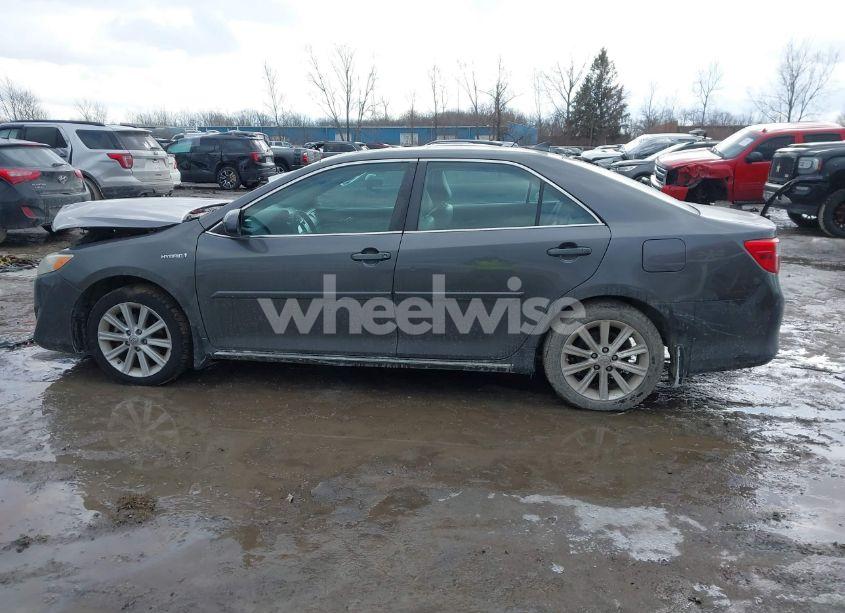 Photo 14 of 2013 Toyota Camry HYBRID XLE (VIN 4T1BD1FK1DU085906)