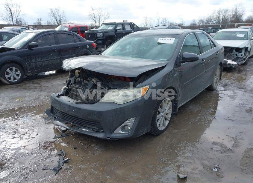 Photo 2 of 2013 Toyota Camry HYBRID XLE (VIN 4T1BD1FK1DU085906)