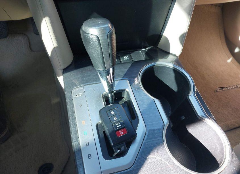 Photo 11 of 2014 Toyota Camry HYBRID XLE (VIN 4T1BD1FK1EU099211)