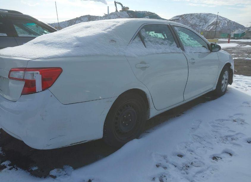 Photo 2 of 2014 Toyota Camry HYBRID LE (VIN 4T1BD1FK1EU101703)