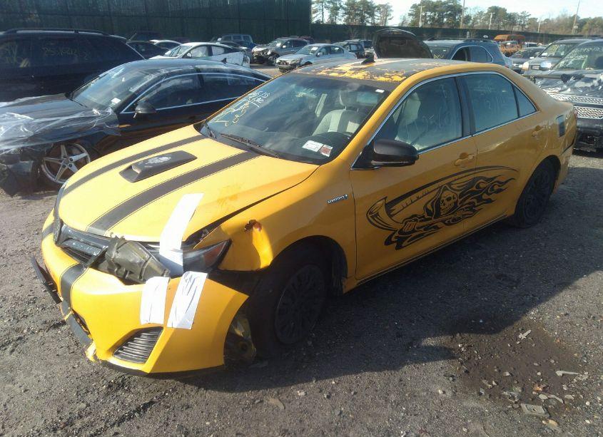 Photo 2 of 2014 Toyota Camry HYBRID LE (VIN 4T1BD1FK1EU108621)