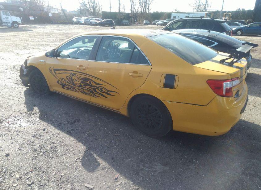 Photo 3 of 2014 Toyota Camry HYBRID LE (VIN 4T1BD1FK1EU108621)