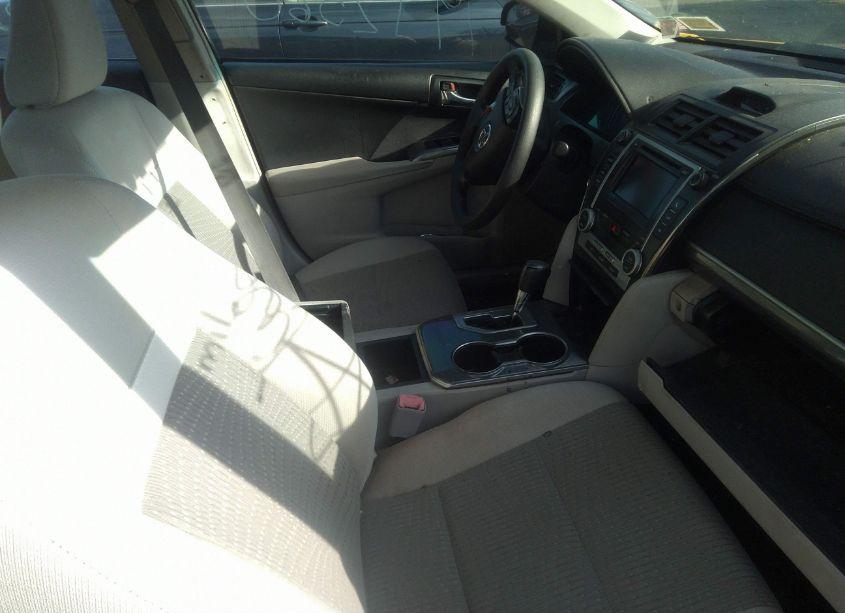 Photo 5 of 2014 Toyota Camry HYBRID LE (VIN 4T1BD1FK1EU108621)