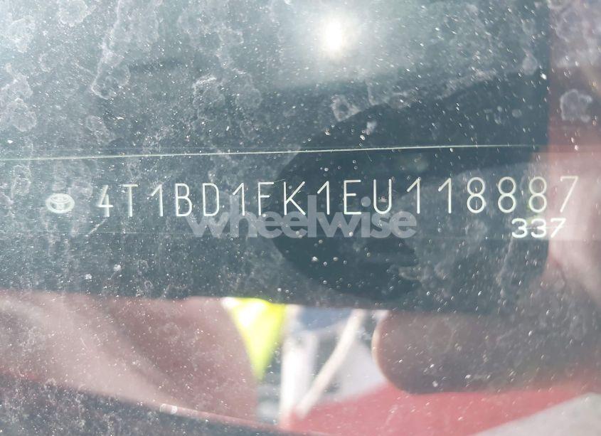 Photo 9 of 2014 Toyota Camry HYBRID LE/SE LIMITED EDITION/XLE (VIN 4T1BD1FK1EU118887)