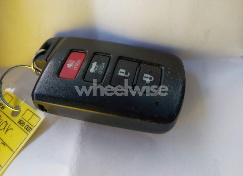 Photo 11 of 2015 Toyota Camry HYBRID XLE (VIN 4T1BD1FK1FU162583)