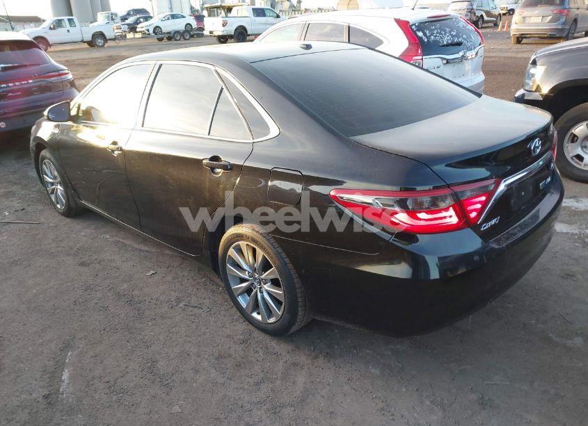 Photo 3 of 2015 Toyota Camry HYBRID XLE (VIN 4T1BD1FK1FU162583)